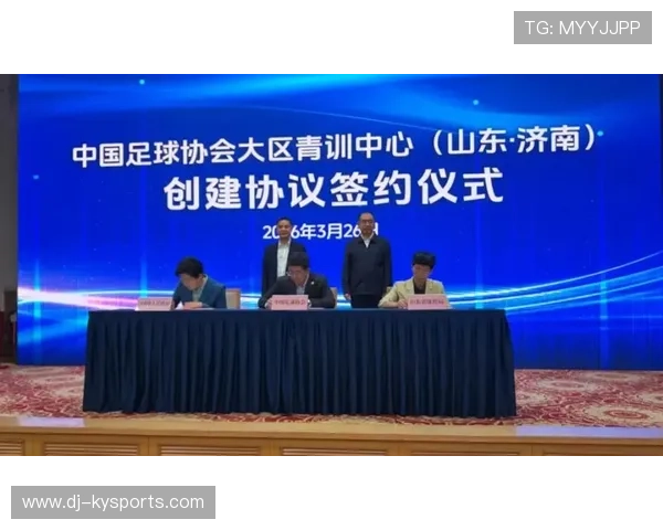 琑队如何完善青训选材的科学测试、数据评估与公开机制，青训体系